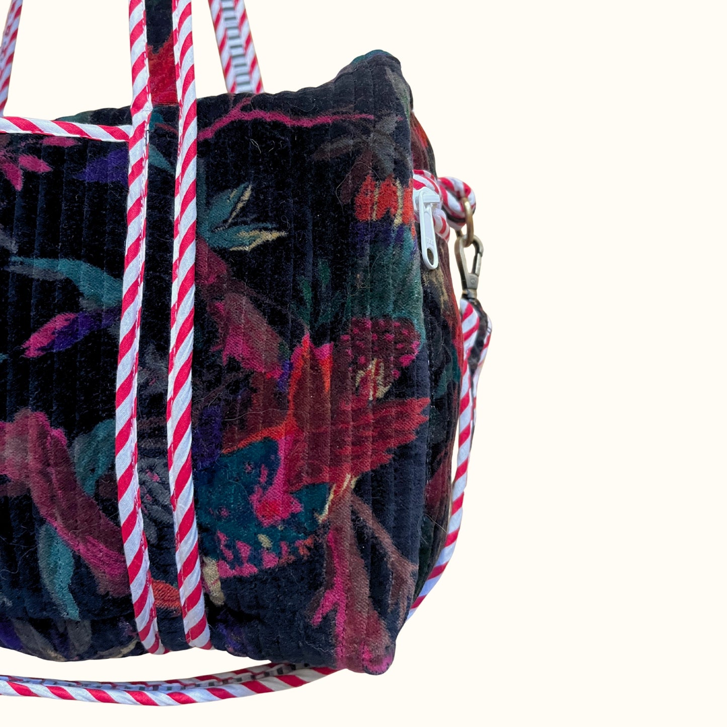Sac de voyage / Sac à langer, en velours – "Bird of the Night"
