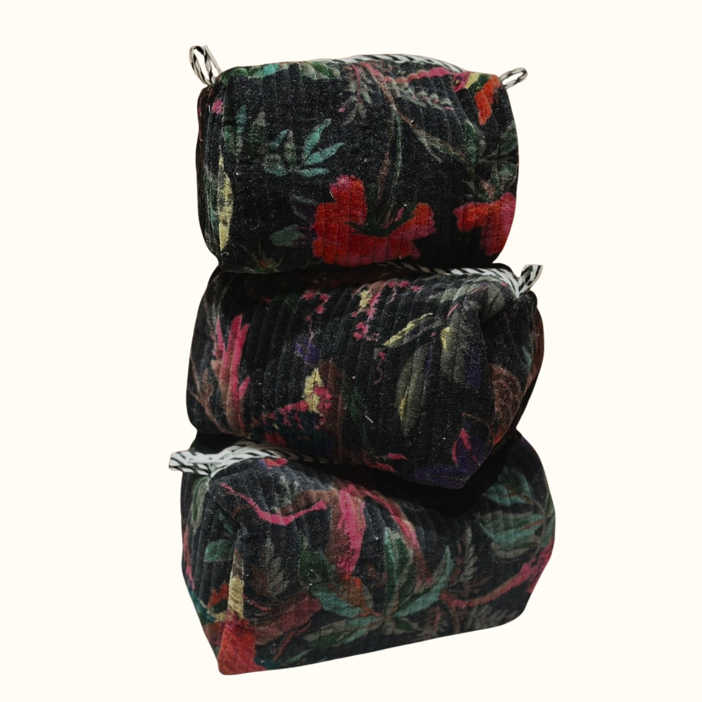 Trousse de toilette en velours matelassé – "Bird of the night"