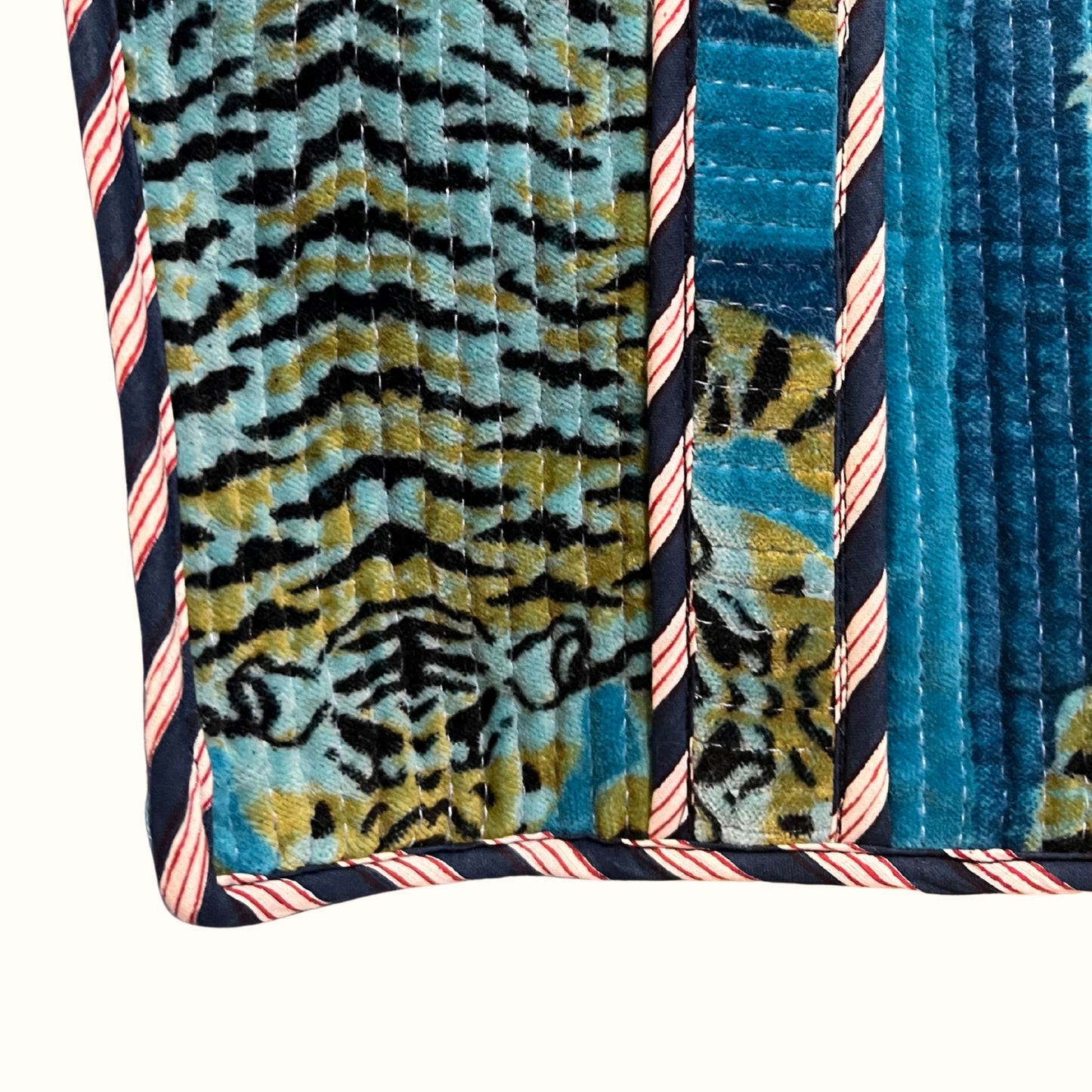 Grand tote bag en velours à Zip  – Tigres Bleus