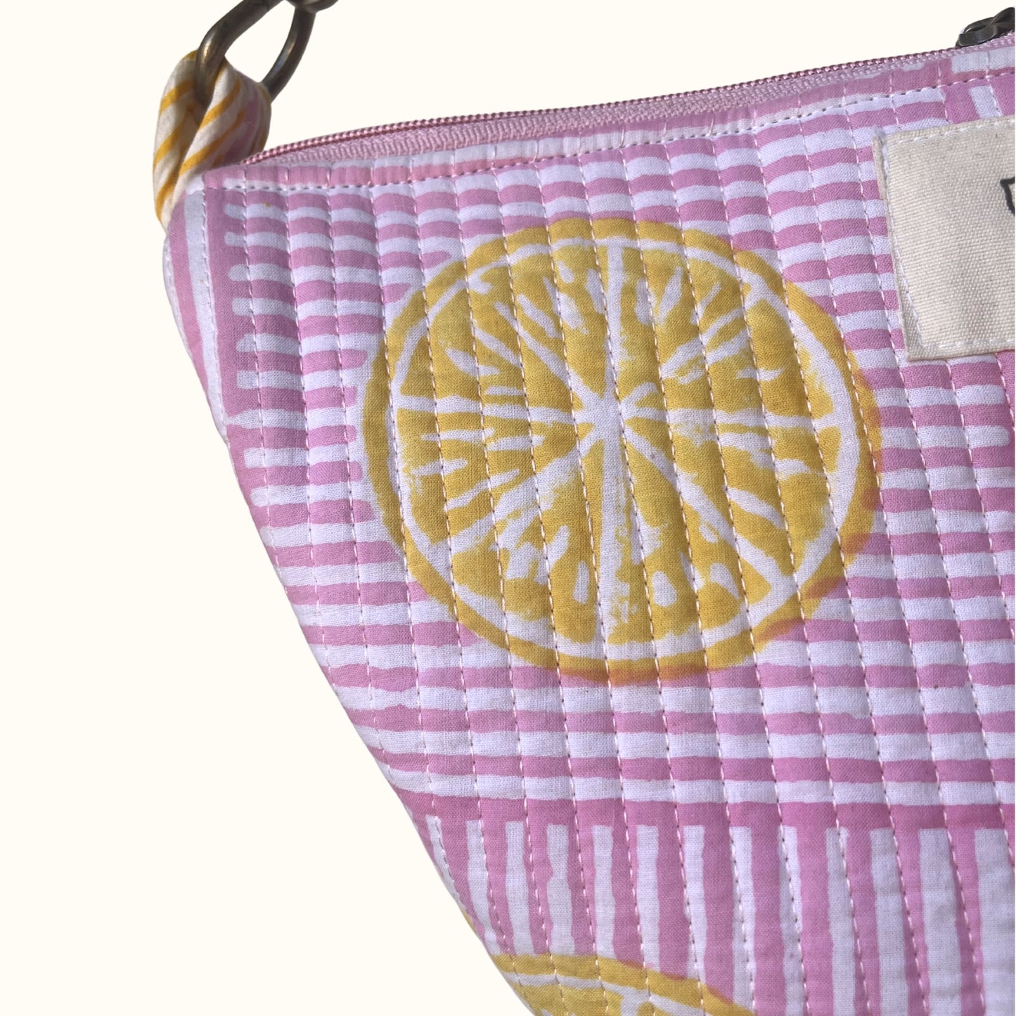 Sac demi-lune matelassé – "Sun and Lemonade "